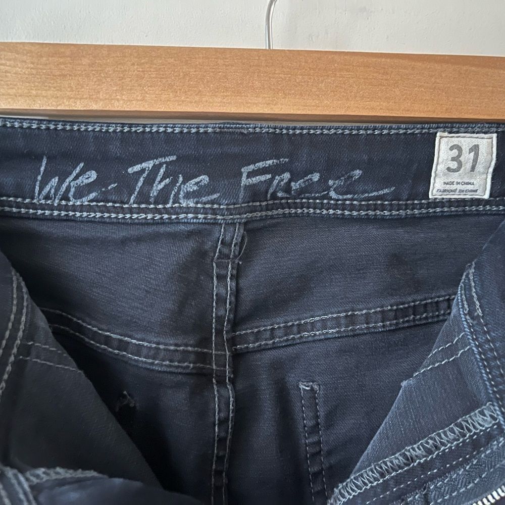 High-Rise Black Skinny Jeans - Picture 10 of 16